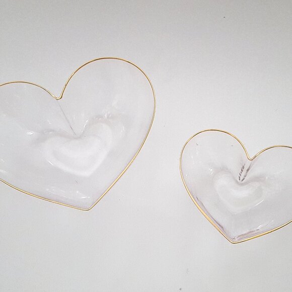 NEW Williams Sonoma Set of 2 Heart Shaped Gold Trimmed Glass Serving Bowls NIB - Picture 5 of 5